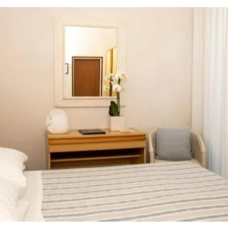 Plaza Esplanade 3*