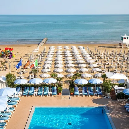 Plaza Esplanade Hotel