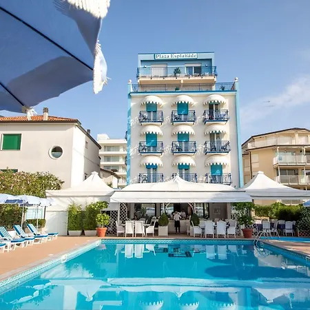Hotel Plaza Esplanade
